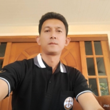 นายพูลศักดิ์ สุชาติพงศ์ กรรมการทนายความ รุ่นที่ 49 กรรมการภาค 8,9
