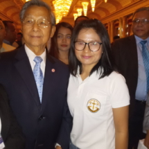 นาาวสาวฐาปณี บัวสอน กับ ท่านชวนหลีกภัย ในงานวันทนายความ-เมืองทองธานี-20-กุมภาพันธ์-2563
